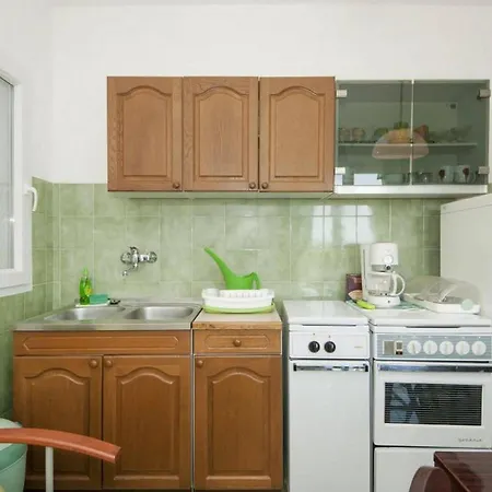 Fortuna - One Bedroom With Balcony Mirce